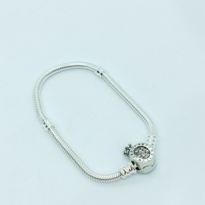 Pulsera Pandora AAA. "O Coronada"