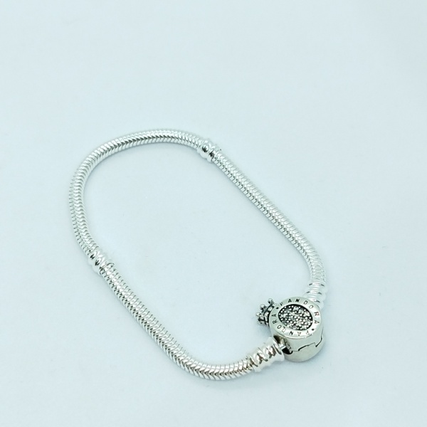 Pulsera Pandora AAA. "O Coronada"