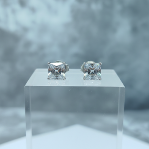 Aretes de Circones Cuadrados 5mm