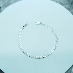 Pulsera de eslabón tradicional sencilla 4mm.