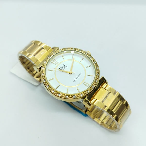 Reloj de Dama Q&Q Con piedras